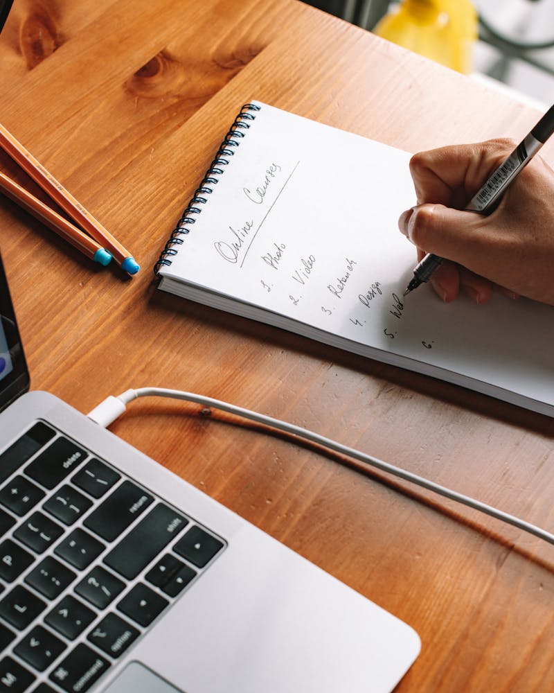 pexels-photo-5912280